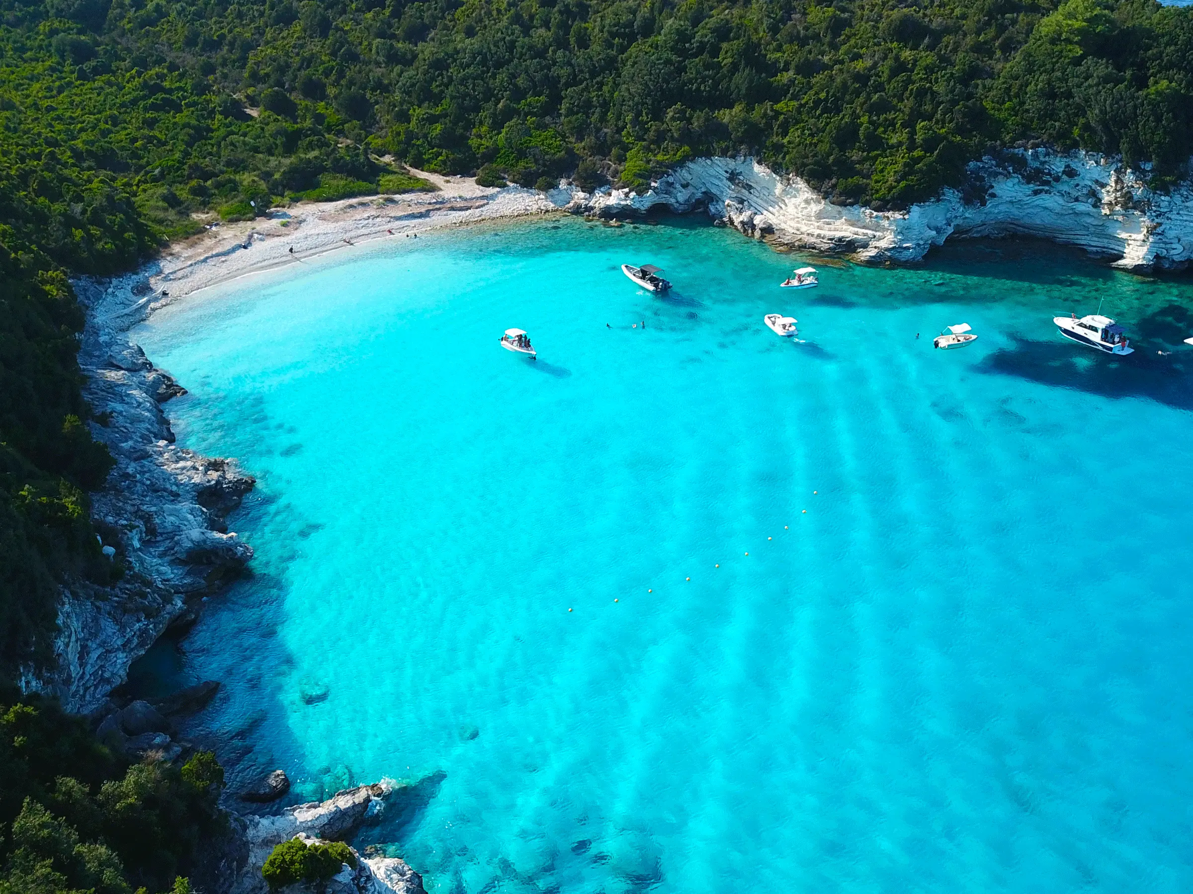 Voutoumi Beach